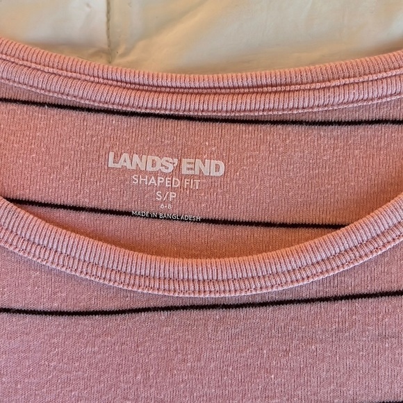 Lands’ End Woman’s Fitted Cotton Striped Tee Shirt - Picture 3 of 6